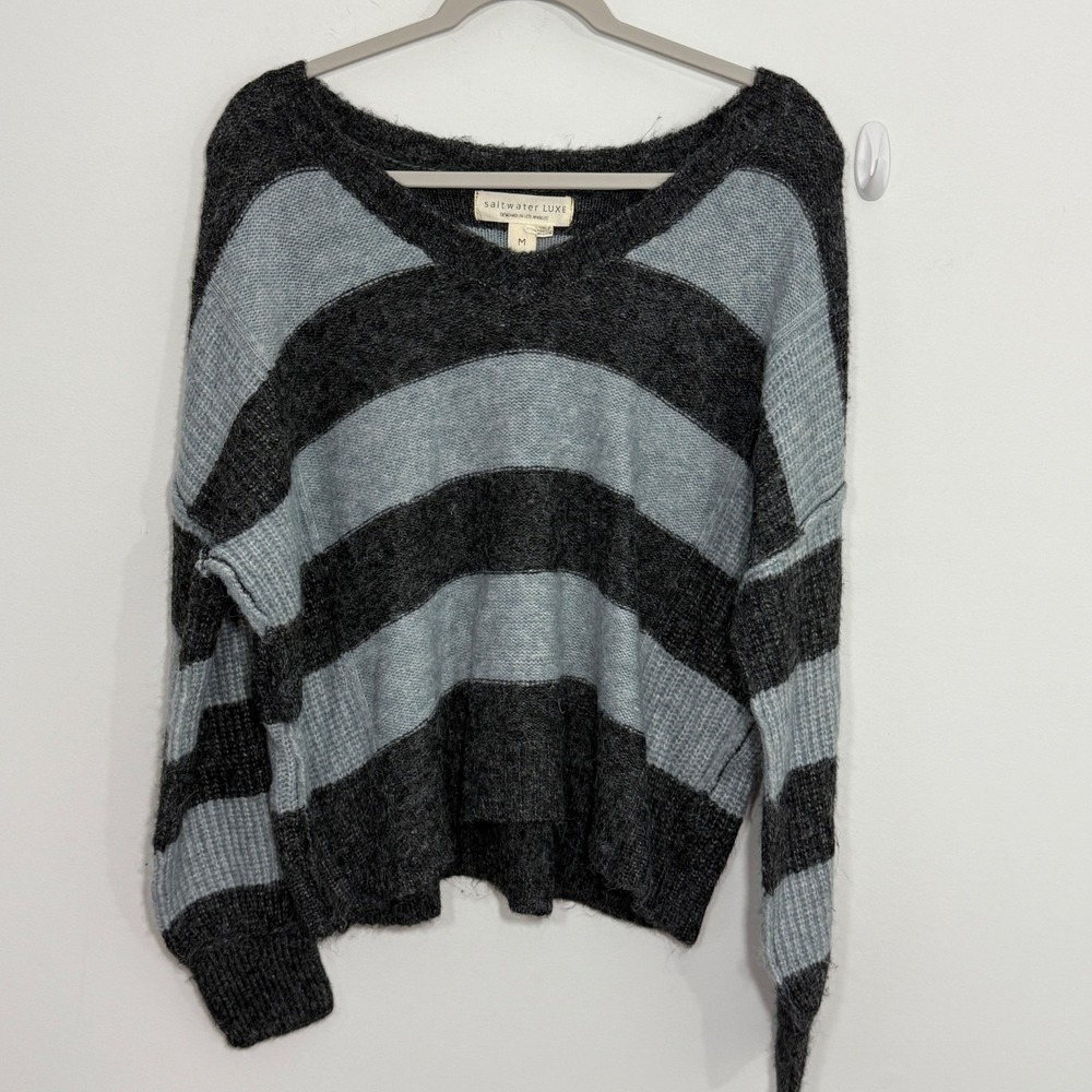 Saltwater Luxe Womens Sweater M Gray Stripe Oversized Slouchy Cozy Pullover